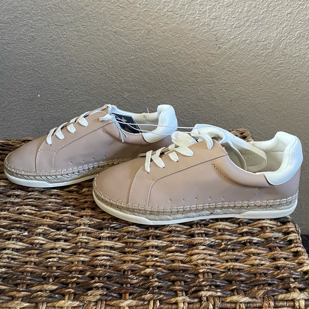 Nwt universal thread women’s espadrille fashion s… - image 3